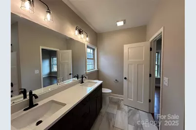 1031 Long Drive, Newton, NC 28658 - Photo 9