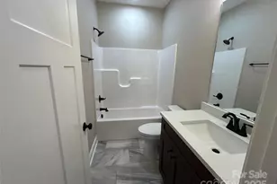 1031 Long Dr, Newton, NC 28658 - Photo 19