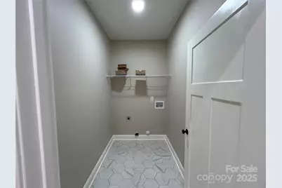 1031 Long Drive, Newton, NC 28658 - Photo 7