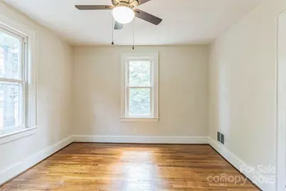 1421 12th Street Drive NW, Hickory, NC 28601 - Photo 25