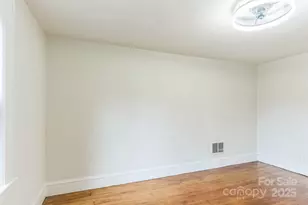 1421 12th St Dr NW, Hickory, NC 28601 - Photo 31