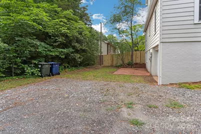 1421 12th Street Drive NW, Hickory, NC 28601 - Photo 5