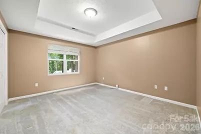 701 Salisbury Road, Hendersonville, NC 28792 - Photo 33