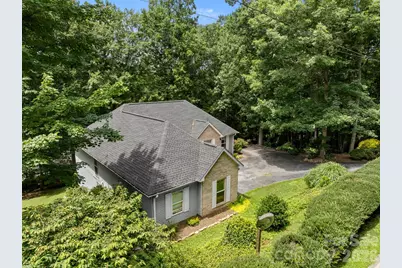 701 Salisbury Road, Hendersonville, NC 28792 - Photo 9