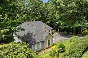 701 Salisbury Rd, Hendersonville, NC 28792 - Photo 9