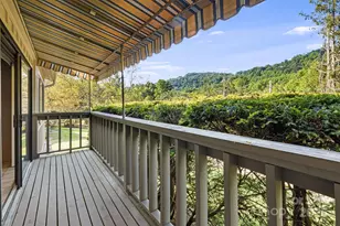 25 Westridge Ct, Hendersonville, NC 28791 - Photo 19