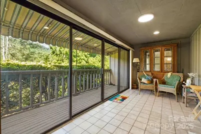 25 Westridge Court, Hendersonville, NC 28791 - Photo 17