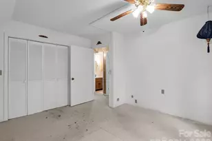 421 Chickadee Ln, Brevard, NC 28712 - Photo 21