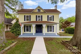 522 Alexander St, Statesville, NC 28677 - Photo 1