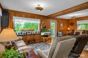 150 Marcellina Dr, Fairview, NC 28730 - Photo 13