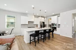 3304 Cheyney Park Dr, Charlotte, NC 28269 - Photo 7