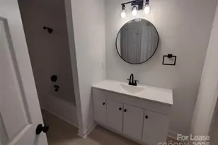 1457 Mandy Pl Ct, Charlotte, NC 28216 - Photo 7