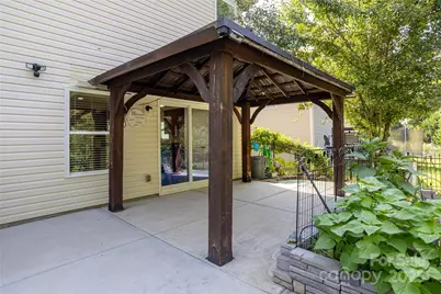 13516 Mallard Lake Road, Charlotte, NC 28262 - Photo 11