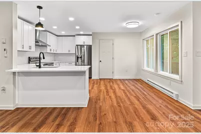 1065 Oak Ridge Lane, Mars Hill, NC 28754 - Photo 11