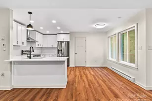 1065 Oak Rdg Ln, Mars Hill, NC 28754 - Photo 11