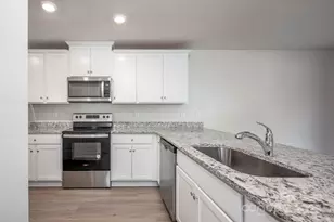 1565 Nia Rd, Charlotte, NC 28215 - Photo 7