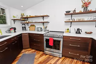 826 Town Mountain Rd, Asheville, NC 28804 - Photo 19