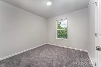 27 Forest Park Road, Marion, NC 28752 - Photo 13