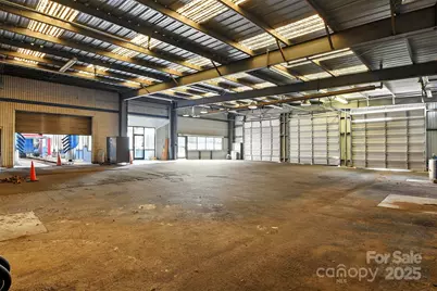 2931 N Center Street, Hickory, NC 28601 - Photo 15