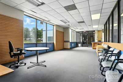 2931 N Center Street, Hickory, NC 28601 - Photo 9