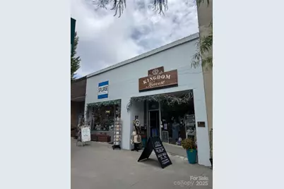 414 N Main Street, Hendersonville, NC 28792 - Photo 1