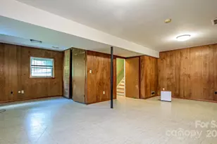 51 Bell Rd, Asheville, NC 28805 - Photo 27