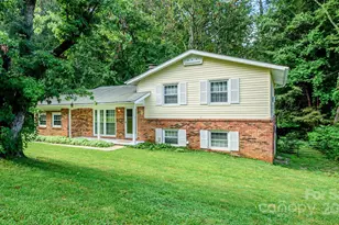 51 Bell Rd, Asheville, NC 28805 - Photo 3