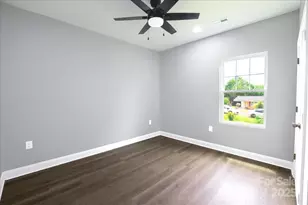 609 Maple St, Chester, SC 29706 - Photo 17