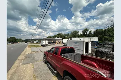 410 E Fleming Drive, Morganton, NC 28655 - Photo 35