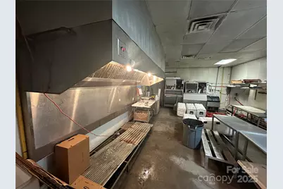 410 E Fleming Drive, Morganton, NC 28655 - Photo 5