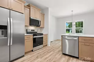 4113 Rutgers Ave, Charlotte, NC 28206 - Photo 3