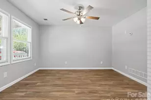 1021 Chandler Dr, Rock Hill, SC 29732 - Photo 9