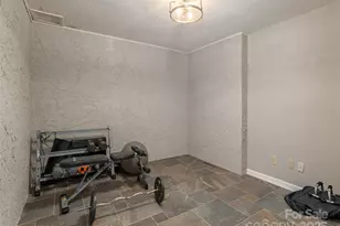 4 Silverstone Dr, Asheville, NC 28805 - Photo 39