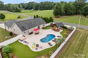 1974 Redwood Dr, Oakboro, NC 28129 - Photo 7