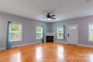 5 Koenig Wy, Asheville, NC 28804 - Photo 11