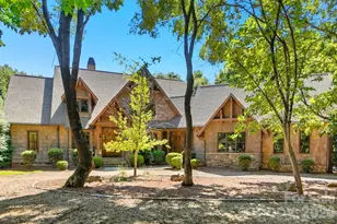 9208 Flying Eagle Ln, Charlotte, NC 28278 - Photo 3