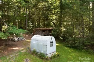 599 Red Fox Ln, Flat Rock, NC 28731 - Photo 9