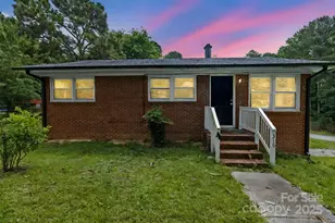 310 Cedarwood St, Spring Lake, NC 28390 - Photo 1