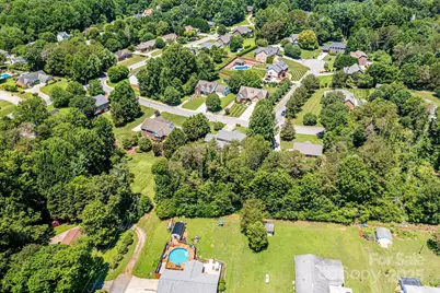 1006 Turnberry Street NE, Lenoir, NC 28645 - Photo 23