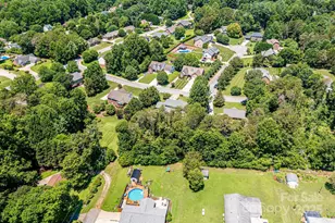 1006 Turnberry St NE, Lenoir, NC 28645 - Photo 23