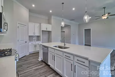 955 Exeter Drive, Sherrills Ford, NC 28673 - Photo 5