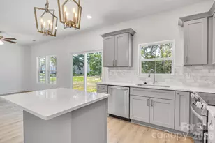 465 Contentment Ct, Kannapolis, NC 28081 - Photo 5