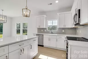 450 Contentment Ct, Kannapolis, NC 28081 - Photo 3