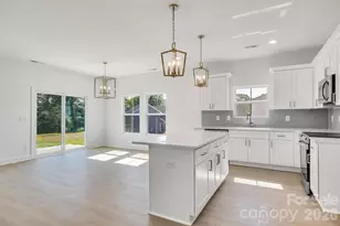 450 Contentment Ct, Kannapolis, NC 28081 - Photo 3