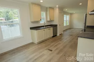 30 Babb St, Waynesville, NC 28786 - Photo 7