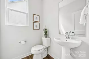 9404 Munsing Dr, Charlotte, NC 28269 - Photo 13