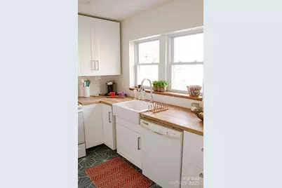 355 Walnut Avenue, Spruce Pine, NC 28777 - Photo 13