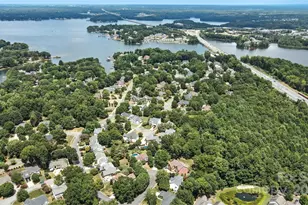 20340 Cathedral Oaks Dr, Cornelius, NC 28031 - Photo 3