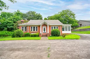 1407 E Marion St, Shelby, NC 28150 - Photo 1