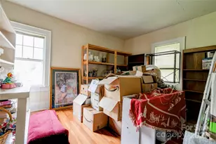 1407 E Marion St, Shelby, NC 28150 - Photo 11